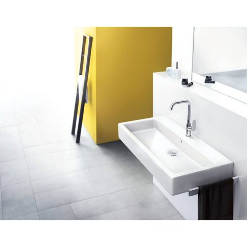 Hansgrohe Focus Egykaros mosdócsaptelep 240 elforgatható kifolyóval, automata lefolyó-garnitúrával